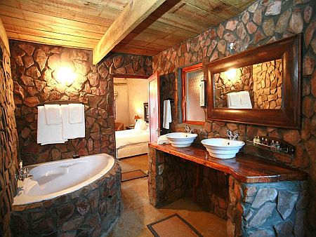 Big 5 Game Safari Cape Town - family overnight package