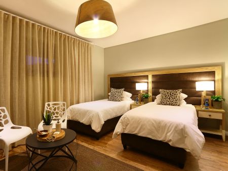 Cape Town Safari Accommodation, Aquila 